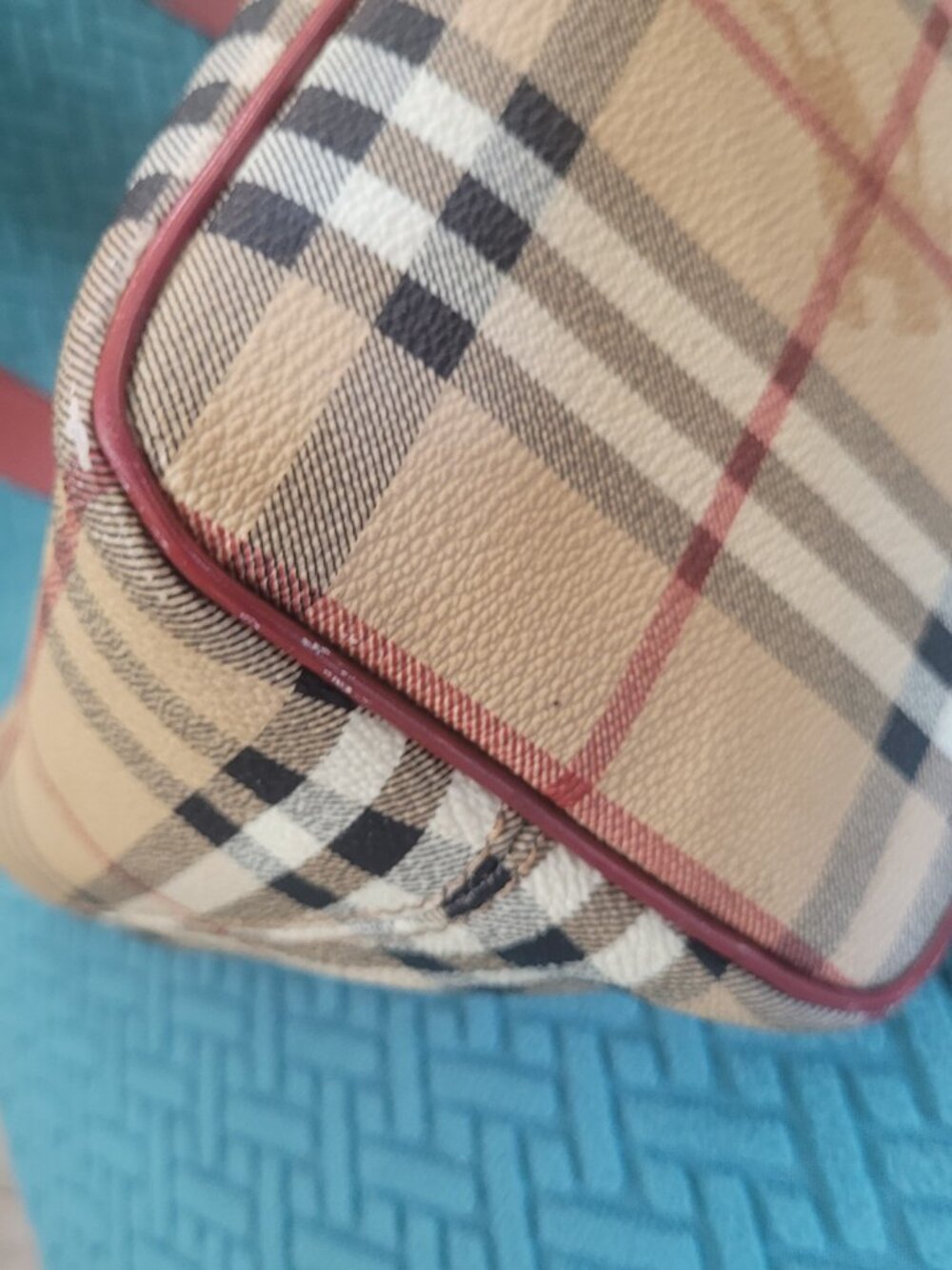 Burberry** Nova Check**Tote**with Red Leather Straps**No Cracking In The Canvas - Picture 10 of 17